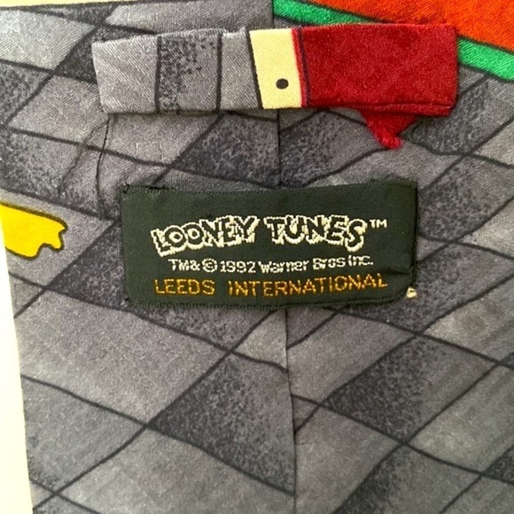 Looney tunes vintage 1997 tie - Picture 3 of 4
